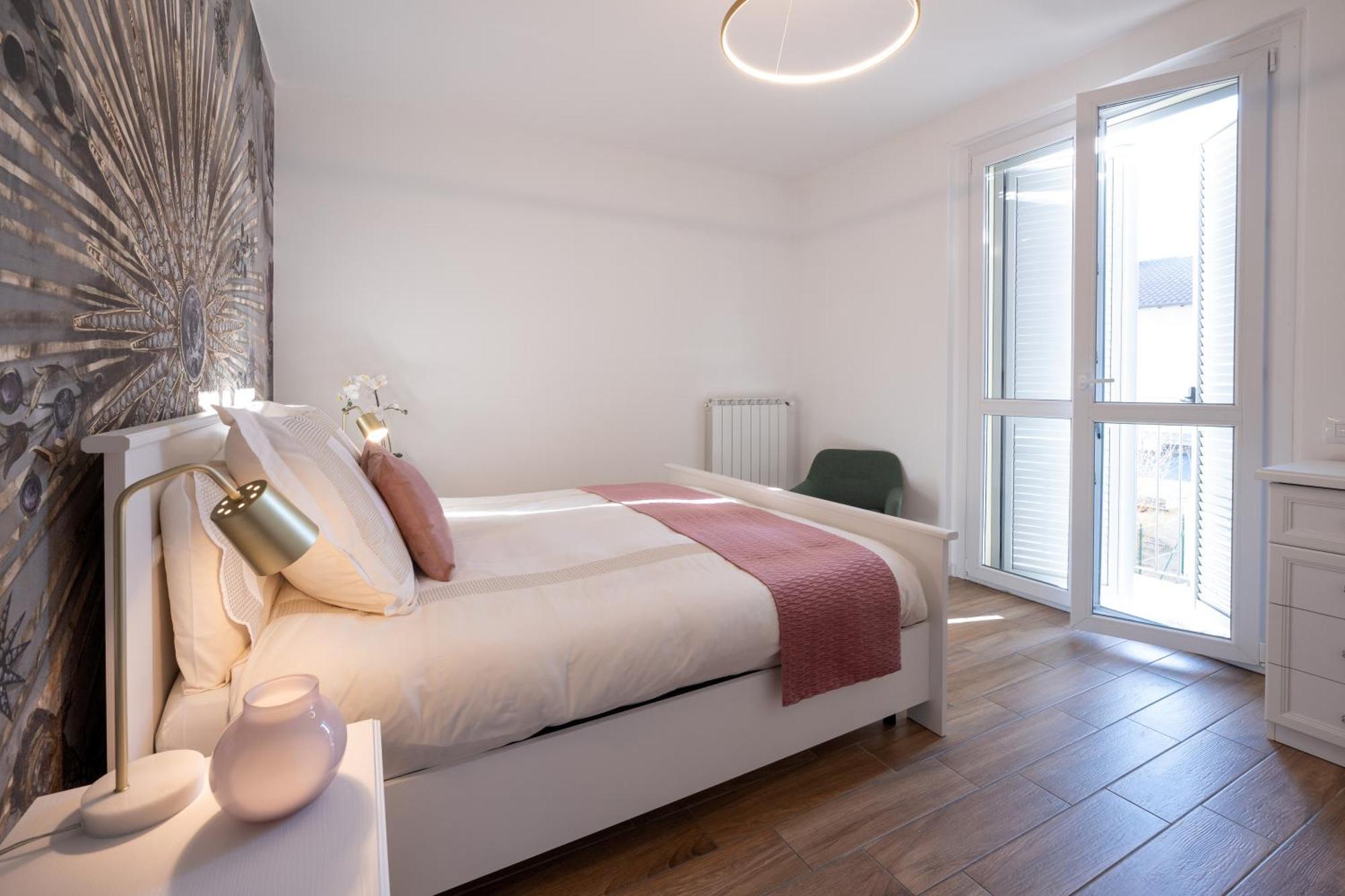 Lora Diamond Suite ,Free Parking, Self Check In,3 Комо Экстерьер фото