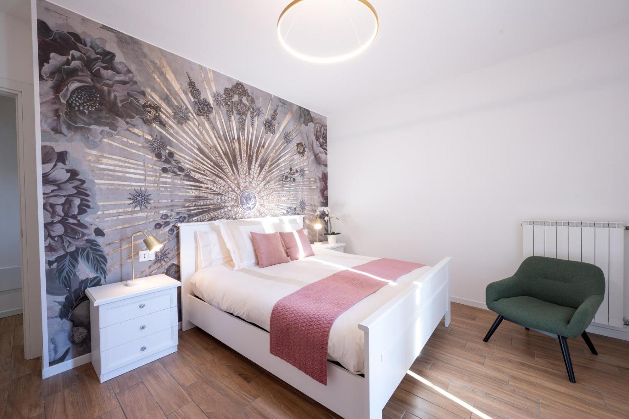 Lora Diamond Suite ,Free Parking, Self Check In,3 Комо Экстерьер фото